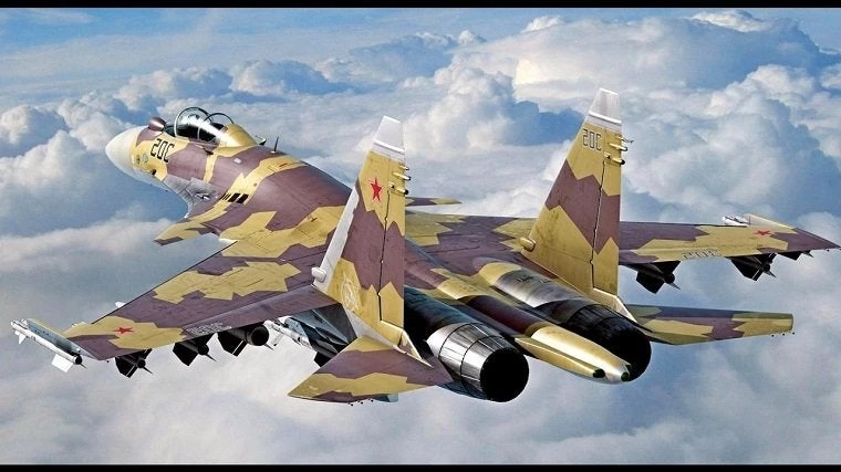 Su-37: Εντυπωσιάζει το ρωσικό μαχητικό σε απίστευτο βίντεο εν ώρα δράσης (βίντεο)